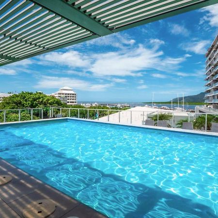 602 Harbour Lights With Ocean Views Hotell Cairns Rom bilde