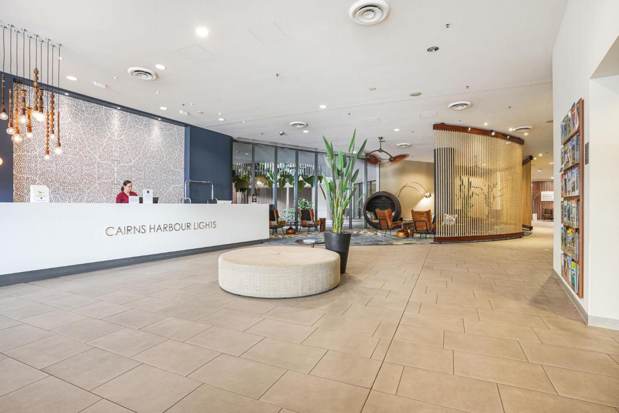 602 Harbour Lights With Ocean Views Hotell Cairns Rom bilde