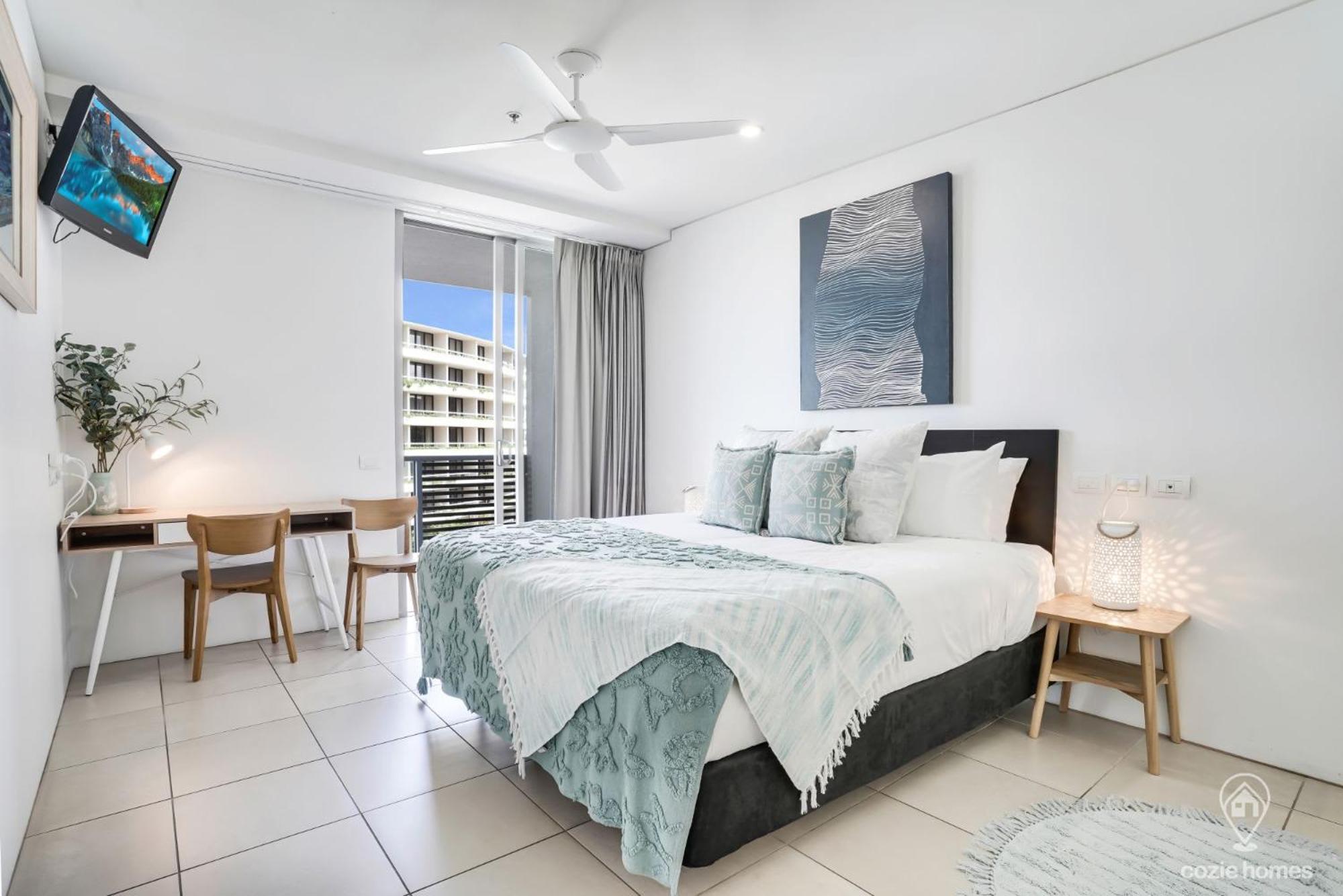 602 Harbour Lights With Ocean Views Hotell Cairns Rom bilde